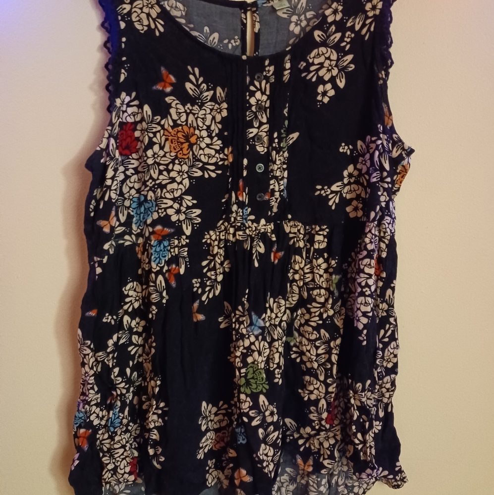 Butterfly top